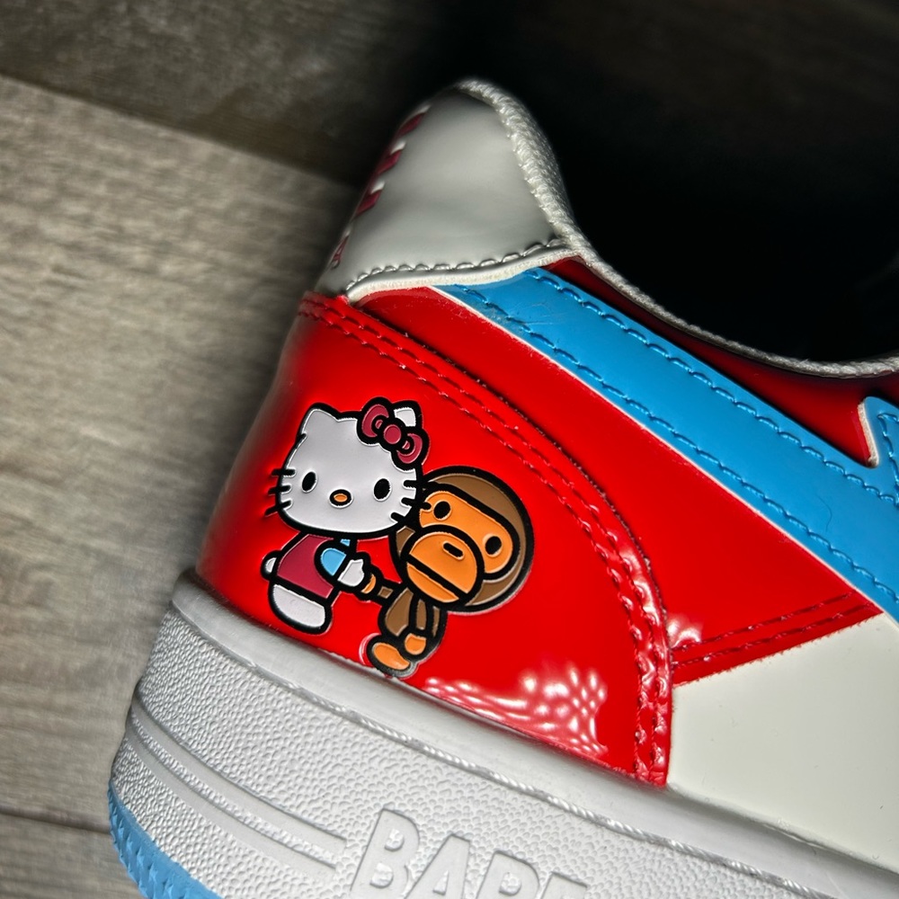 Hello Kitty Bapestas - Picture 6 of 7